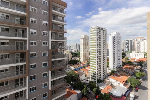Image 6 - 328095
