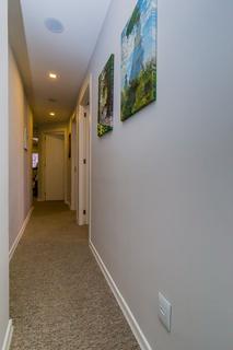 Image 4 - 328215