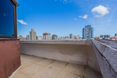 Image 12 - 328215