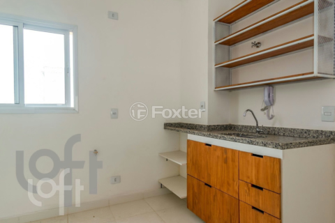 Image 25 - 328322