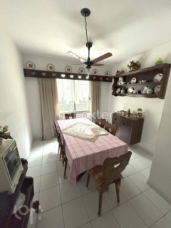 Image 39 - 328533