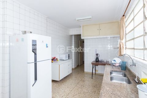Image 34 - 329178