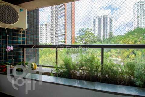 Image 39 - 329220