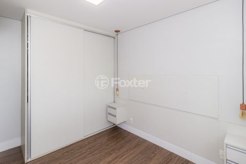 Image 21 - 329229