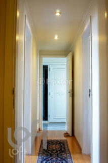 Image 8 - 329276
