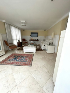 Image 11 - 329524