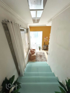 Image 8 - 329524