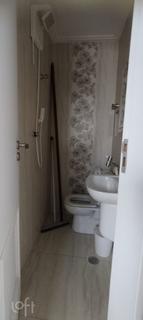 Image 32 - 330490