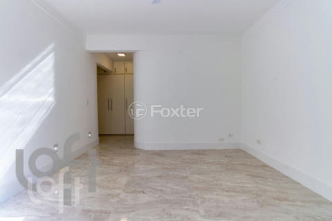 Image 38 - 330576