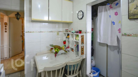 Image 4 - 330675