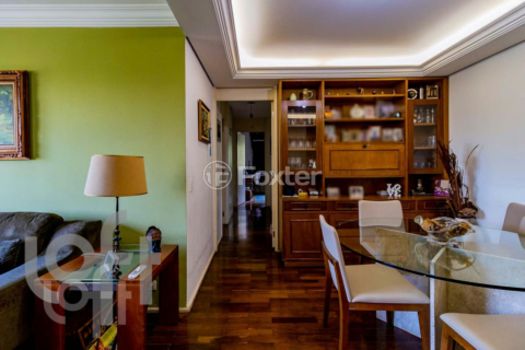 Image 31 - 331810