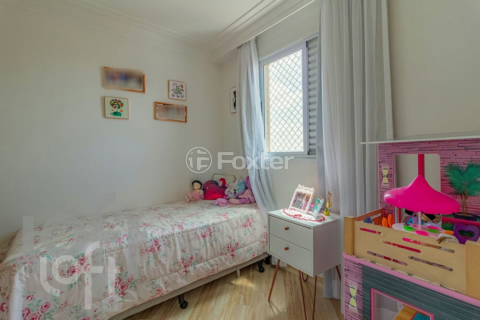 Image 4 - 332841