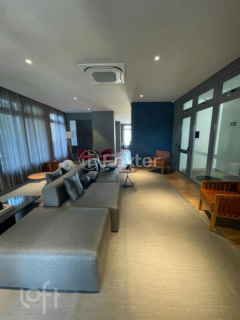 Image 35 - 333243