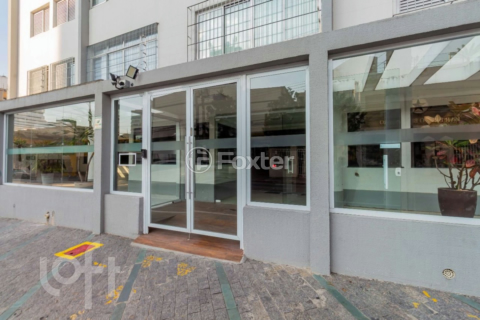 Image 30 - 333517