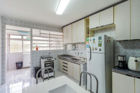 Image 21 - 333517