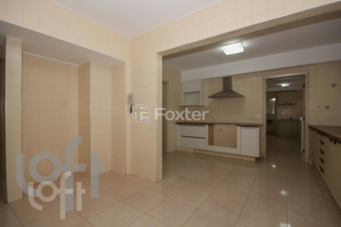 Image 49 - 333548