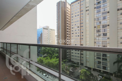 Image 30 - 333548