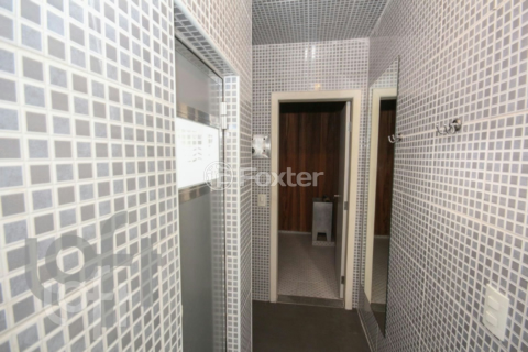 Image 53 - 333548