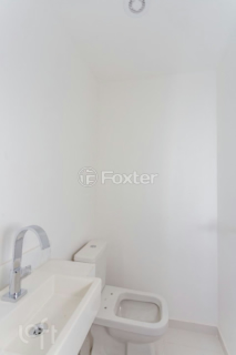 Image 8 - 334558