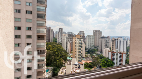 Image 17 - 334660