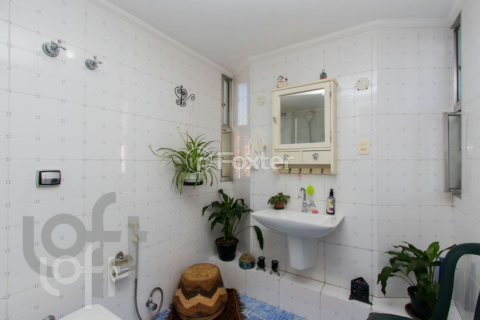 Image 32 - 335278