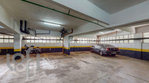 Image 32 - 335447