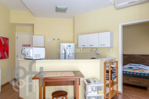 Image 4 - 335658