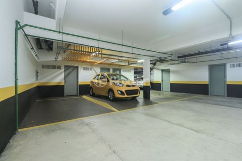Image 78 - 336678