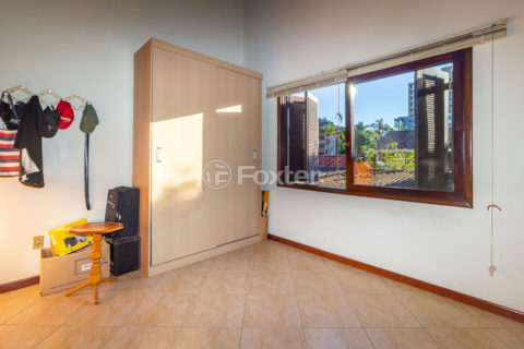 Image 38 - 337933