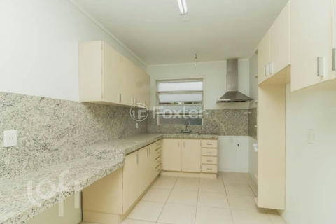 Image 4 - 338041