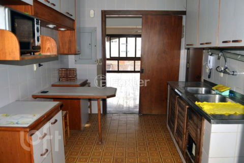 Image 17 - 338827