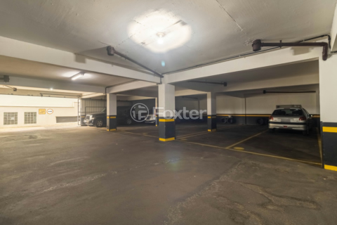 Image 33 - 340003