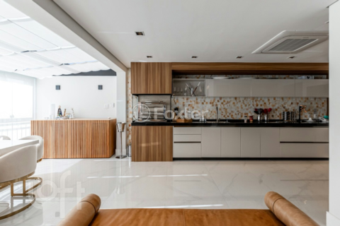 Image 26 - 348674