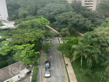 Image 8 - 358012