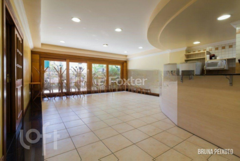Image 20 - 368384