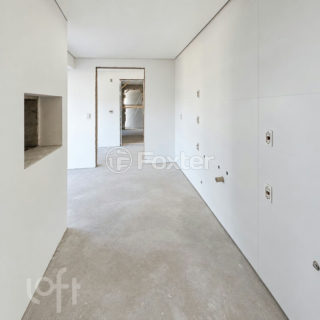 Image 15 - 369107
