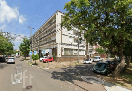 Image 17 - 369242