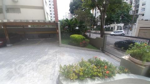 Image 30 - 371792