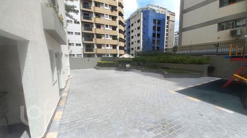 Image 33 - 371792