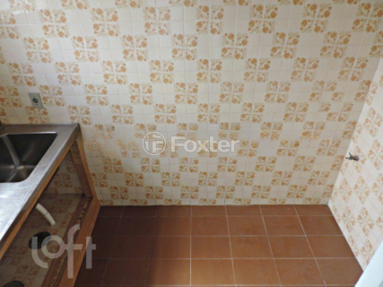Image 4 - 372594