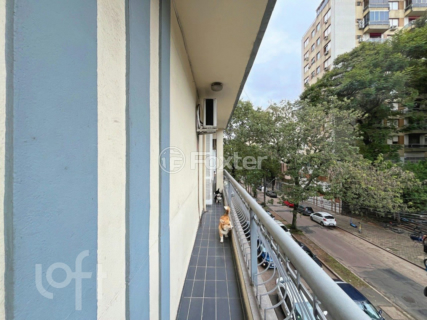 Image 40 - 372831