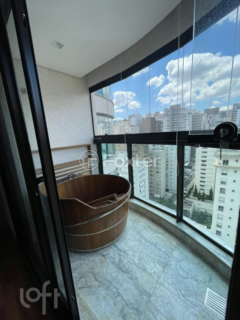 Image 21 - 372952