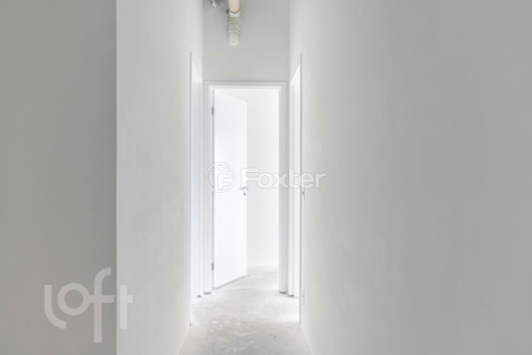 Image 29 - 373202