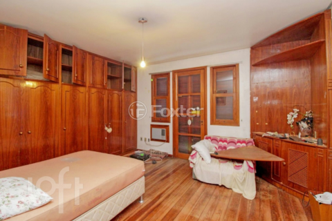 Image 32 - 373379