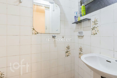 Image 32 - 373434