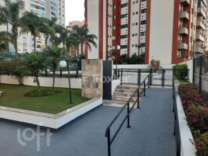 Image 31 - 374463