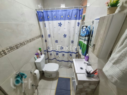 Image 9 - 374930