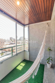 Image 4 - 376476