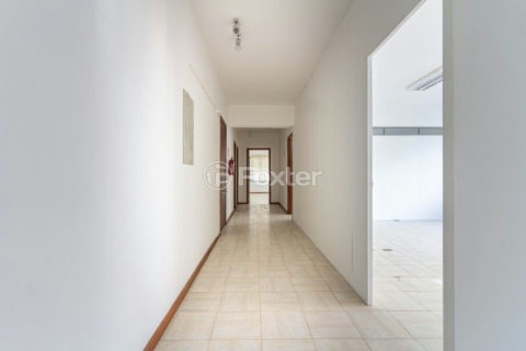 Image 24 - 376928