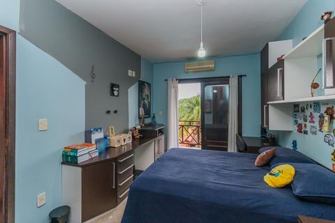 Image 30 - 377634